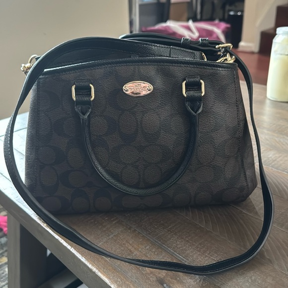 Coach Bag - Picture 1 of 9